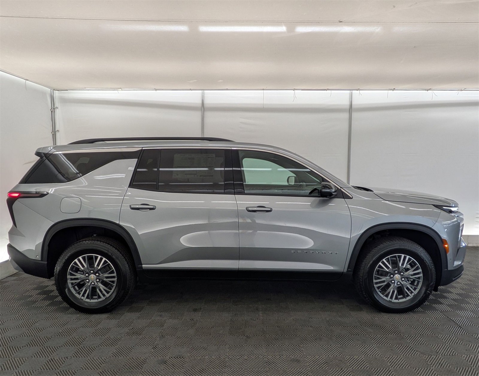 2026 Chevrolet Traverse photo 7