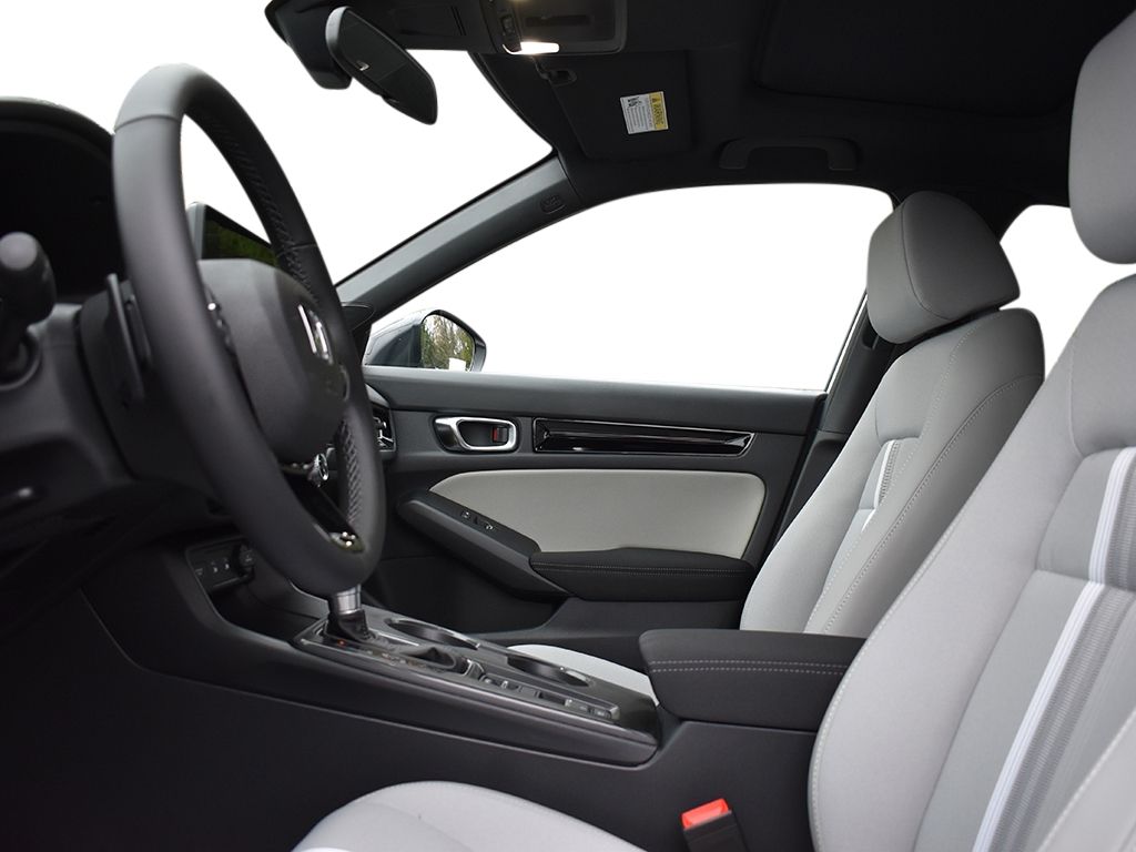 2025 Honda Civic Hatchback Hybrid Sport photo 9