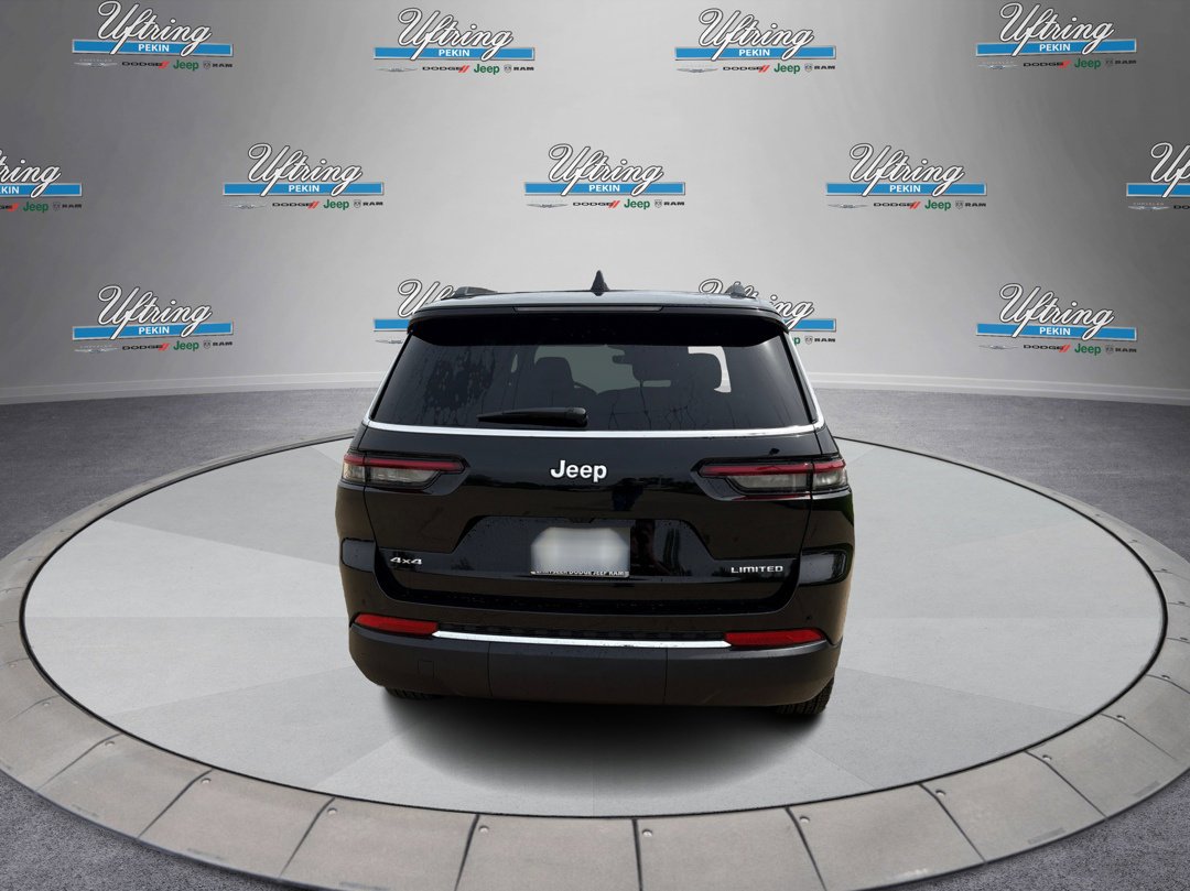 2025 Jeep Grand Cherokee Limited photo 4