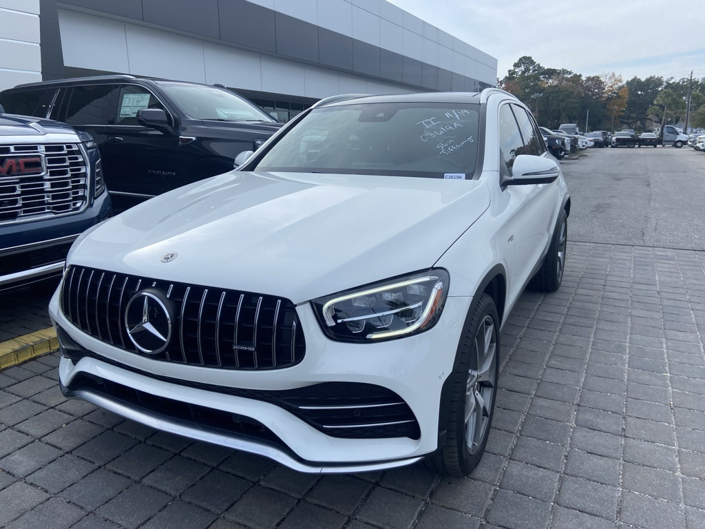 2022 Mercedes Benz GLC AMG 43 4MATIC photo 2