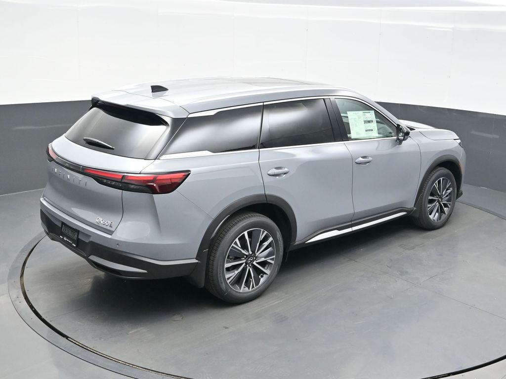 2026 Infiniti QX60 Luxe photo 33