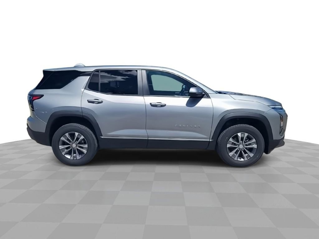 2026 Chevrolet Equinox LT photo 9