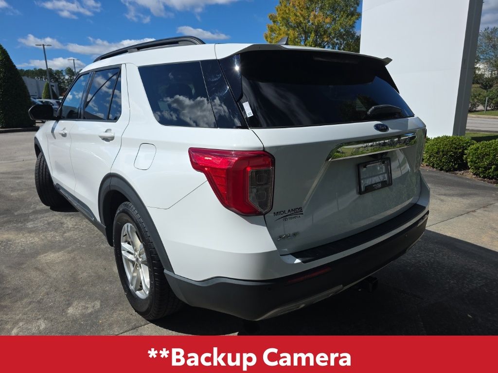 2022 Ford Explorer XLT photo 3