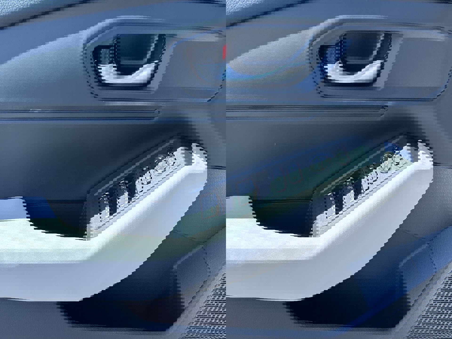 2025 Honda Accord 1.5T SE photo 13