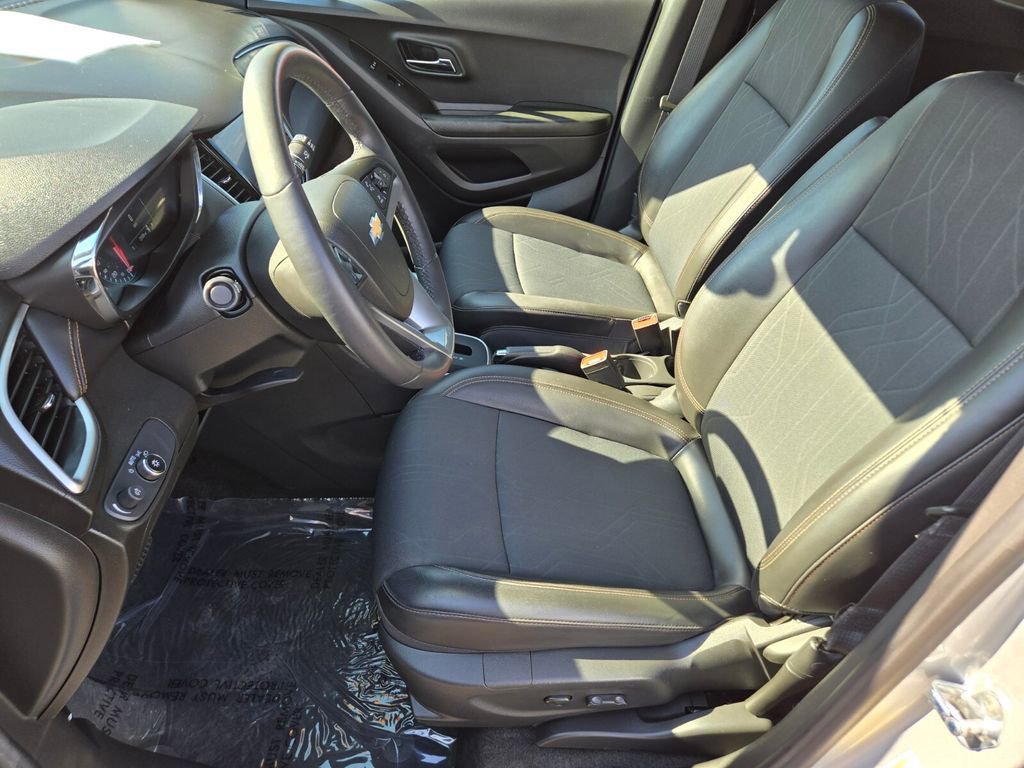 2022 Chevrolet Trax LT photo 10