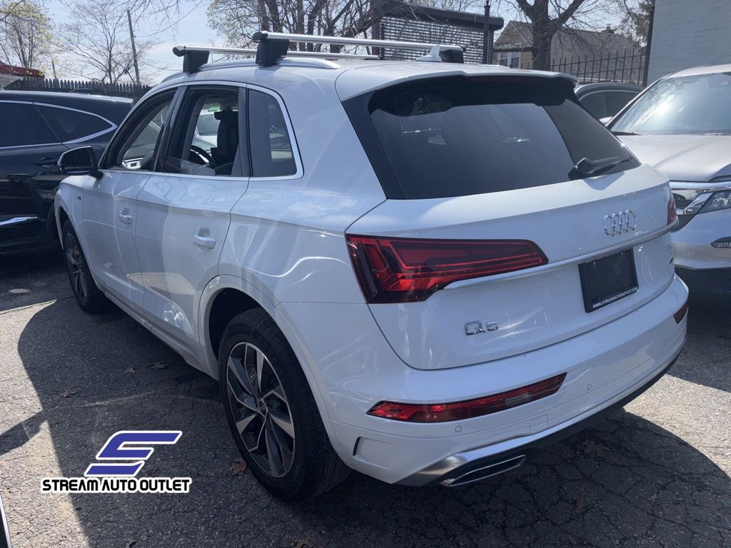2023 Audi Q5 45 S line Premium photo 4
