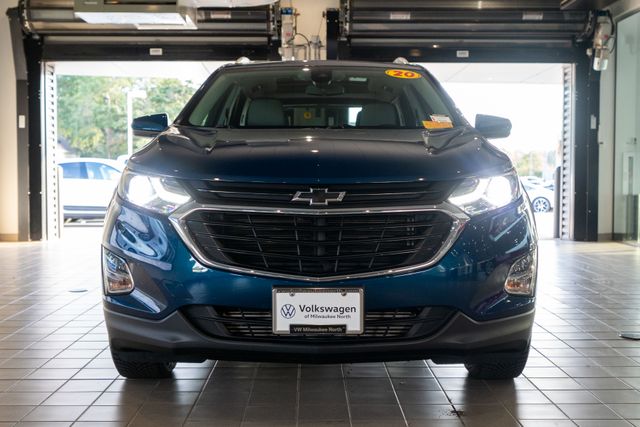 2020 Chevrolet Equinox LT photo 2