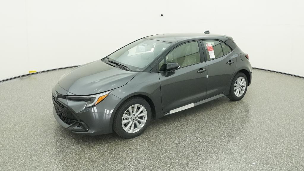 2026 Toyota Corolla Hatchback SE's photo