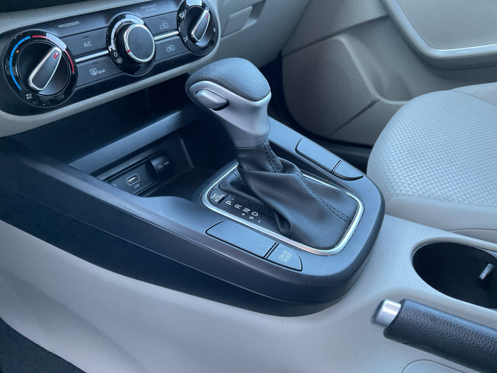 2023 Kia Soul LX photo 18