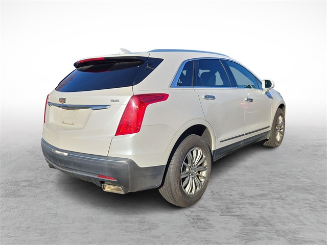 2017 Cadillac XT5 Luxury photo 3