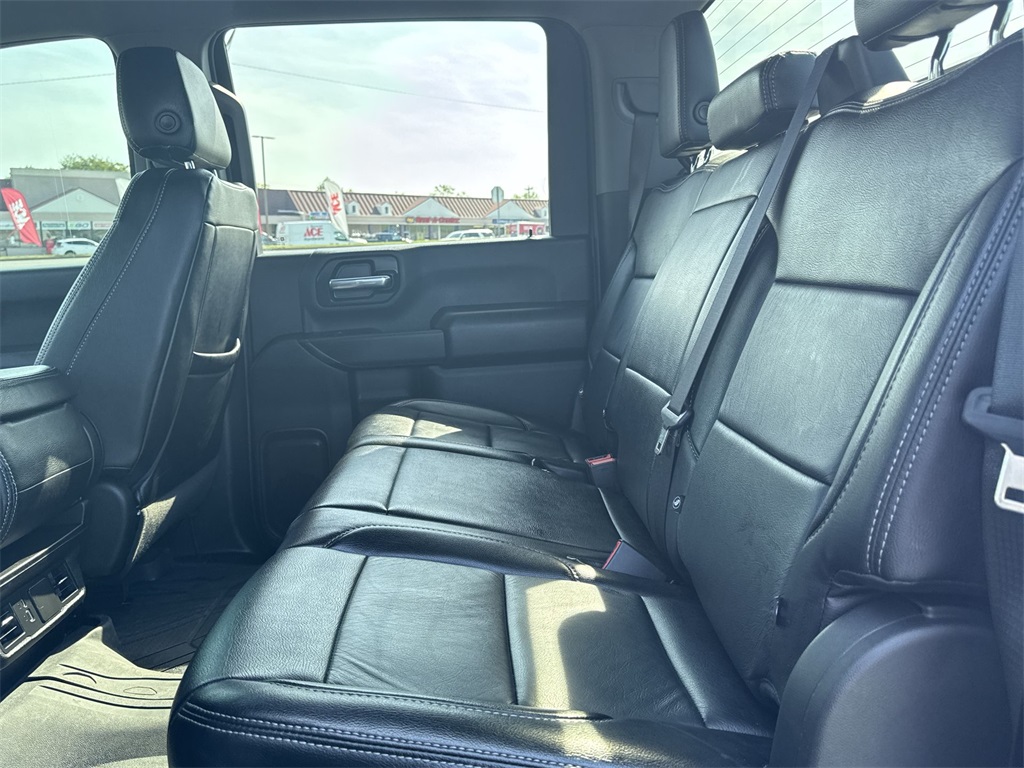 2024 Chevrolet Silverado 2500HD Custom photo 27