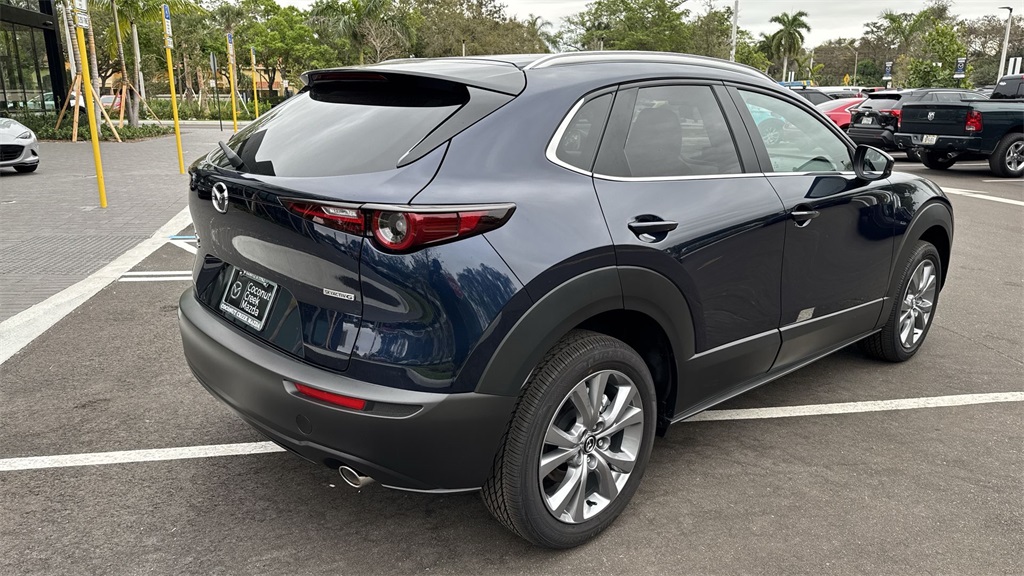 2024 Mazda CX-30 2.5 S Preferred photo 3