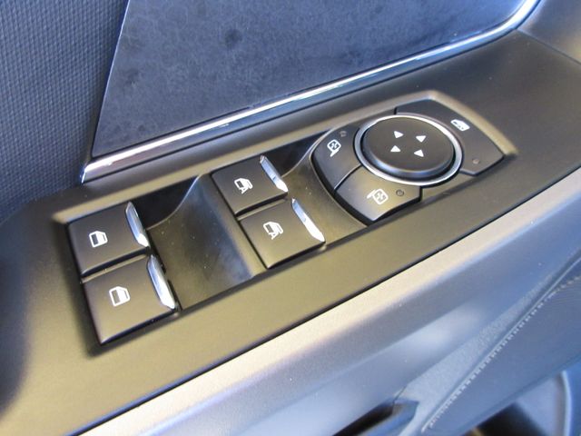 2025 Ford F-150 XLT photo 10