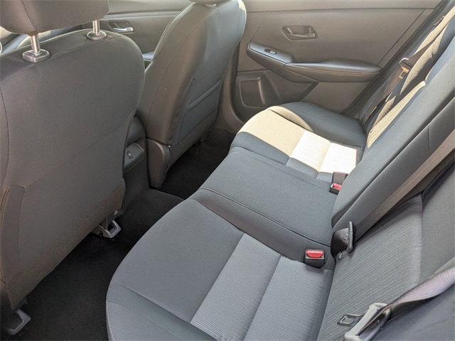 2025 Nissan Sentra SV photo 19