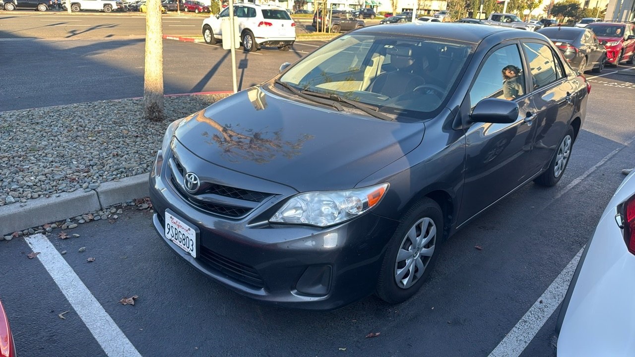 2011 Toyota Corolla LE