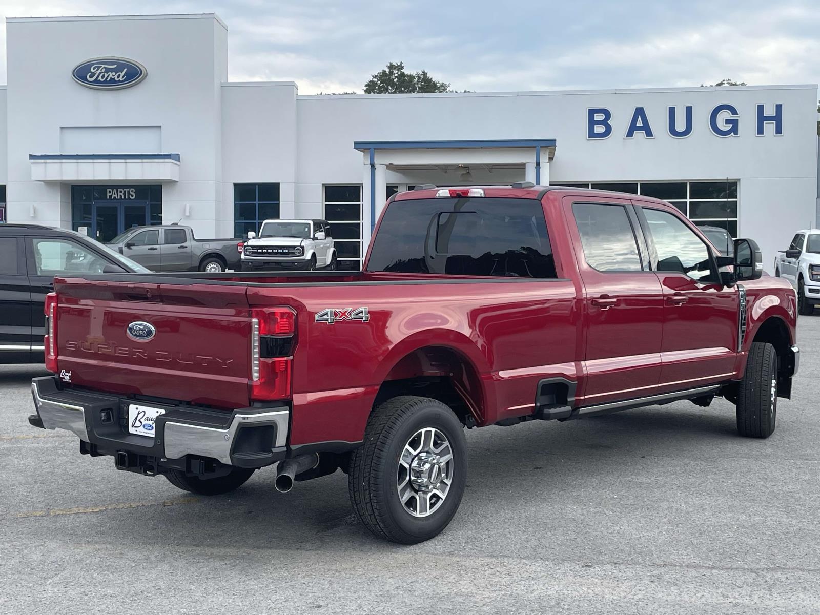2026 Ford F-350 Lariat photo 3