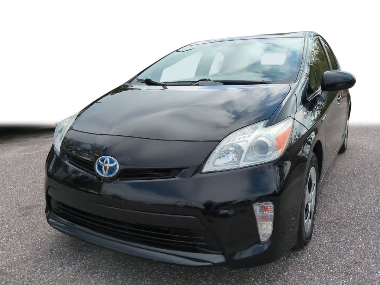 2013 Toyota Prius Three's photo