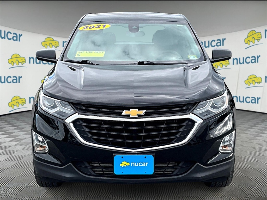 2021 Chevrolet Equinox LS photo 2