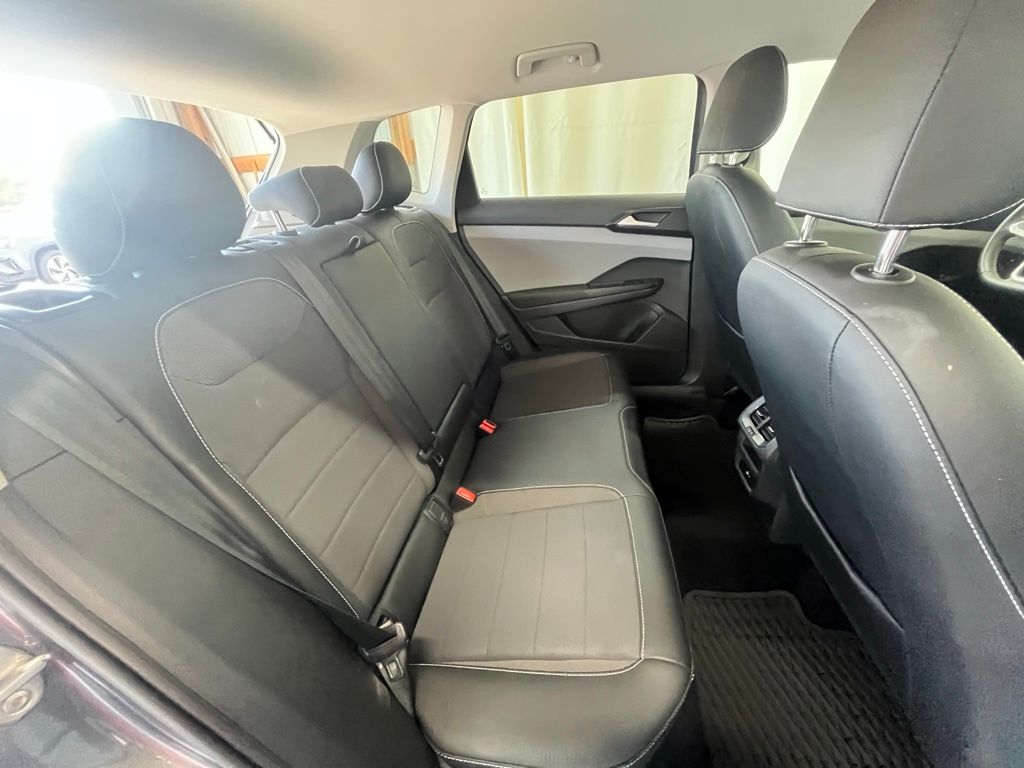 2022 Volkswagen Taos SE photo 22