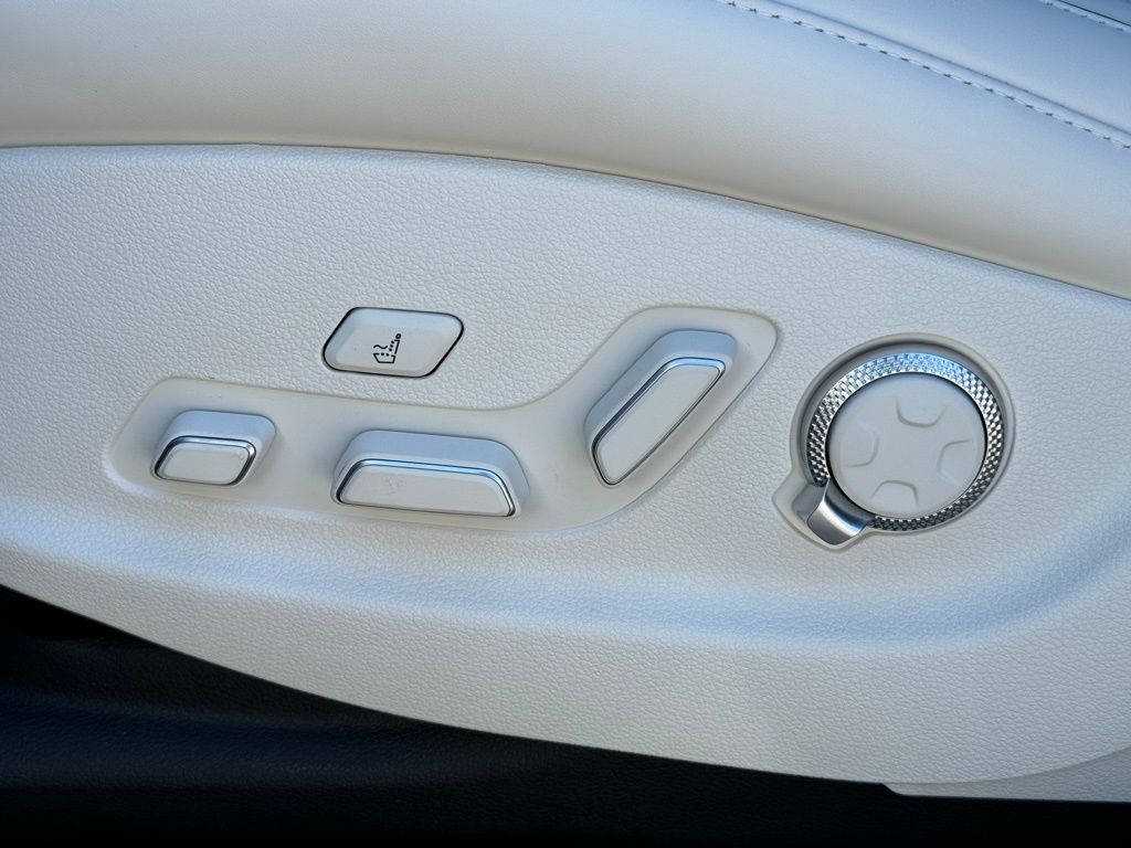 2025 Genesis GV80 3.5T Prestige photo 26