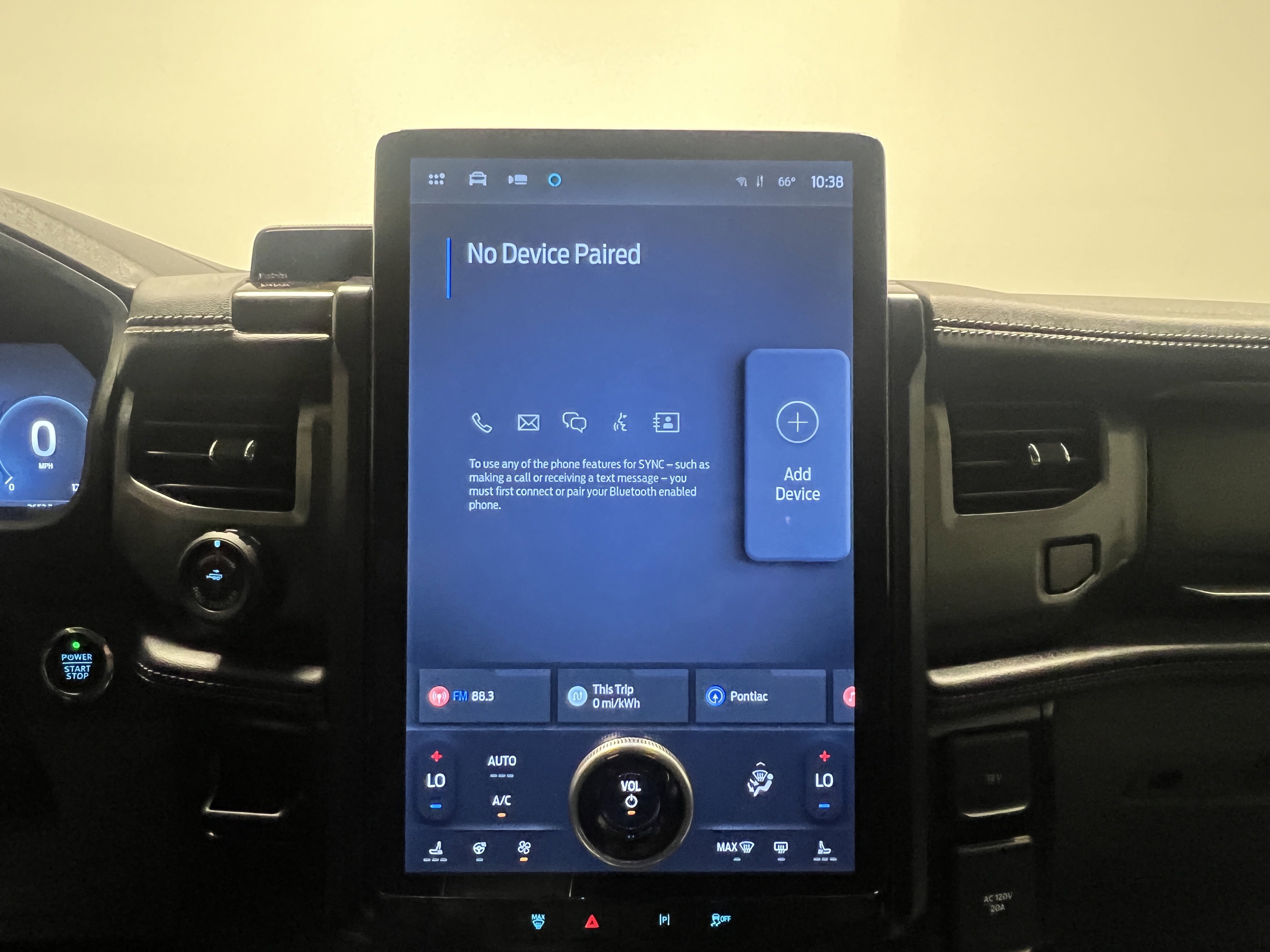 2024 Ford F-150 Lightning photo 11