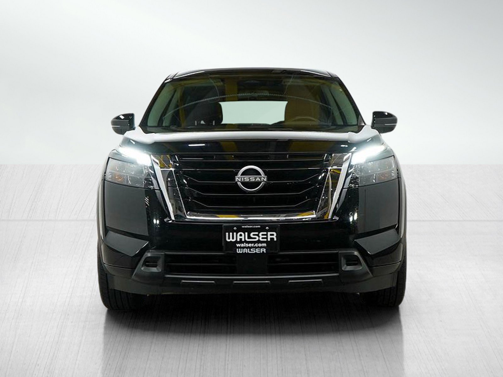 2023 Nissan Pathfinder SV photo 8