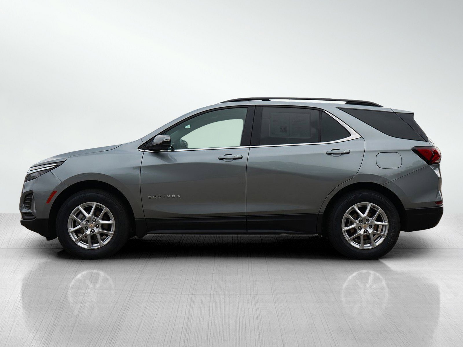 Used 2024 Chevrolet Equinox LT with VIN 3GNAXUEG9RS193887 for sale in White Bear Lake, Minnesota