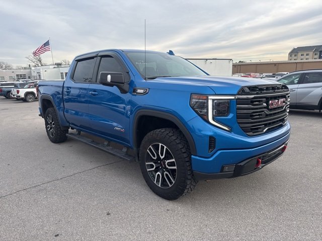 2022 GMC Sierra 1500 AT4's photo