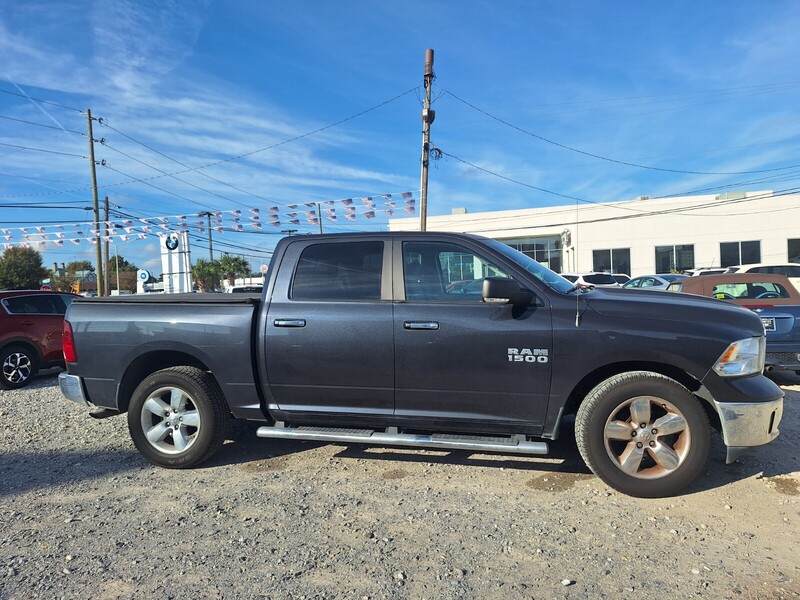 2016 Ram 1500 Big Horn photo 4