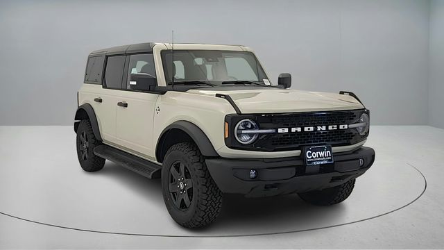 2025 Ford Bronco 4-Door Outer Banks's photo