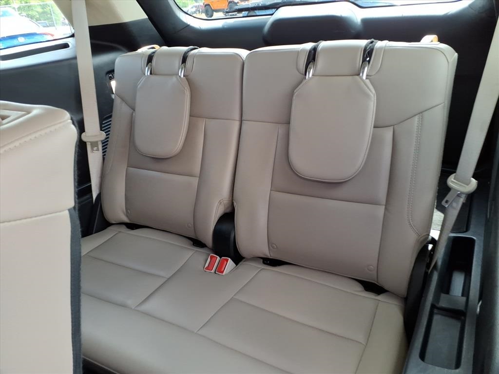 2024 Ford Explorer Limited photo 3