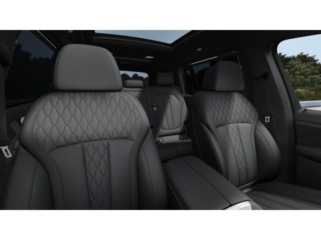 2026 Bmw X7 M60i photo 10