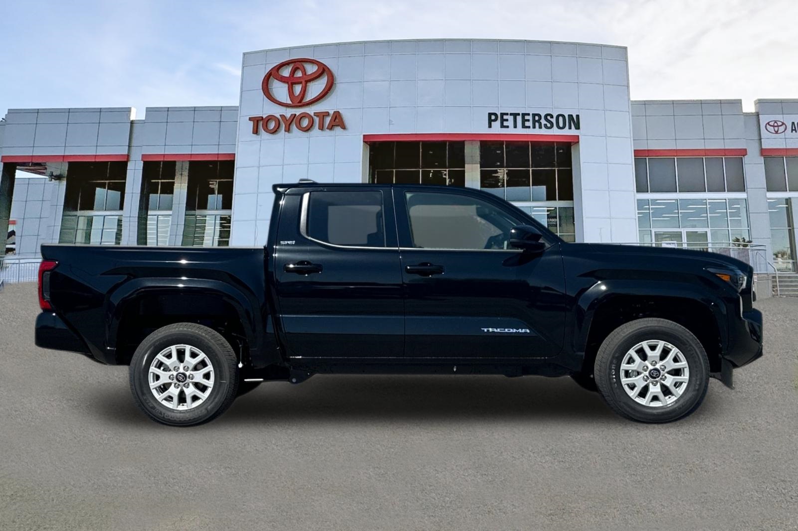 2025 Toyota Tacoma SR5 photo 3