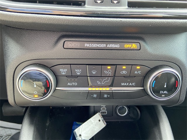 2025 Ford Escape ST-Line photo 11