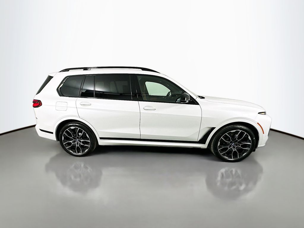 2026 Bmw X7 M60i photo 4