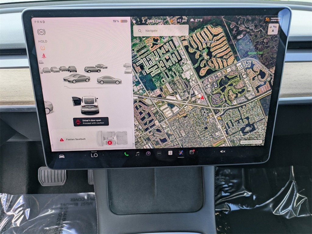 2022 Tesla Model Y Long Range photo 24