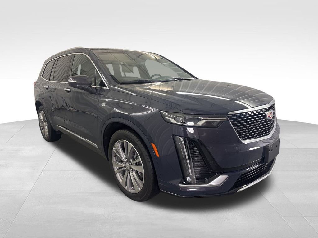 2025 Cadillac XT6 Premium Luxury's photo