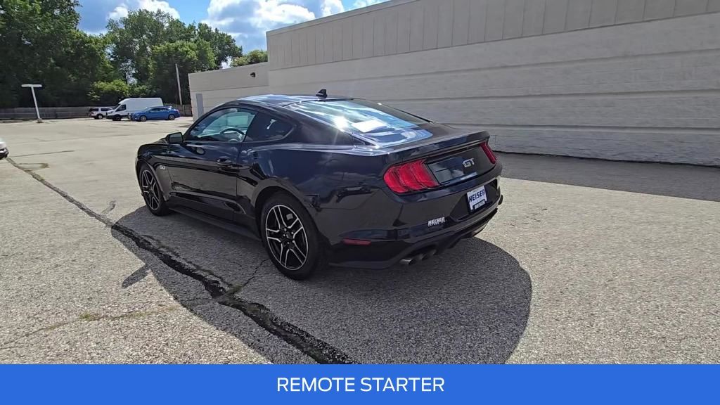 2021 Ford Mustang GT photo 3