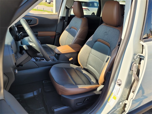 2023 Ford Bronco Sport Outer Banks photo 6