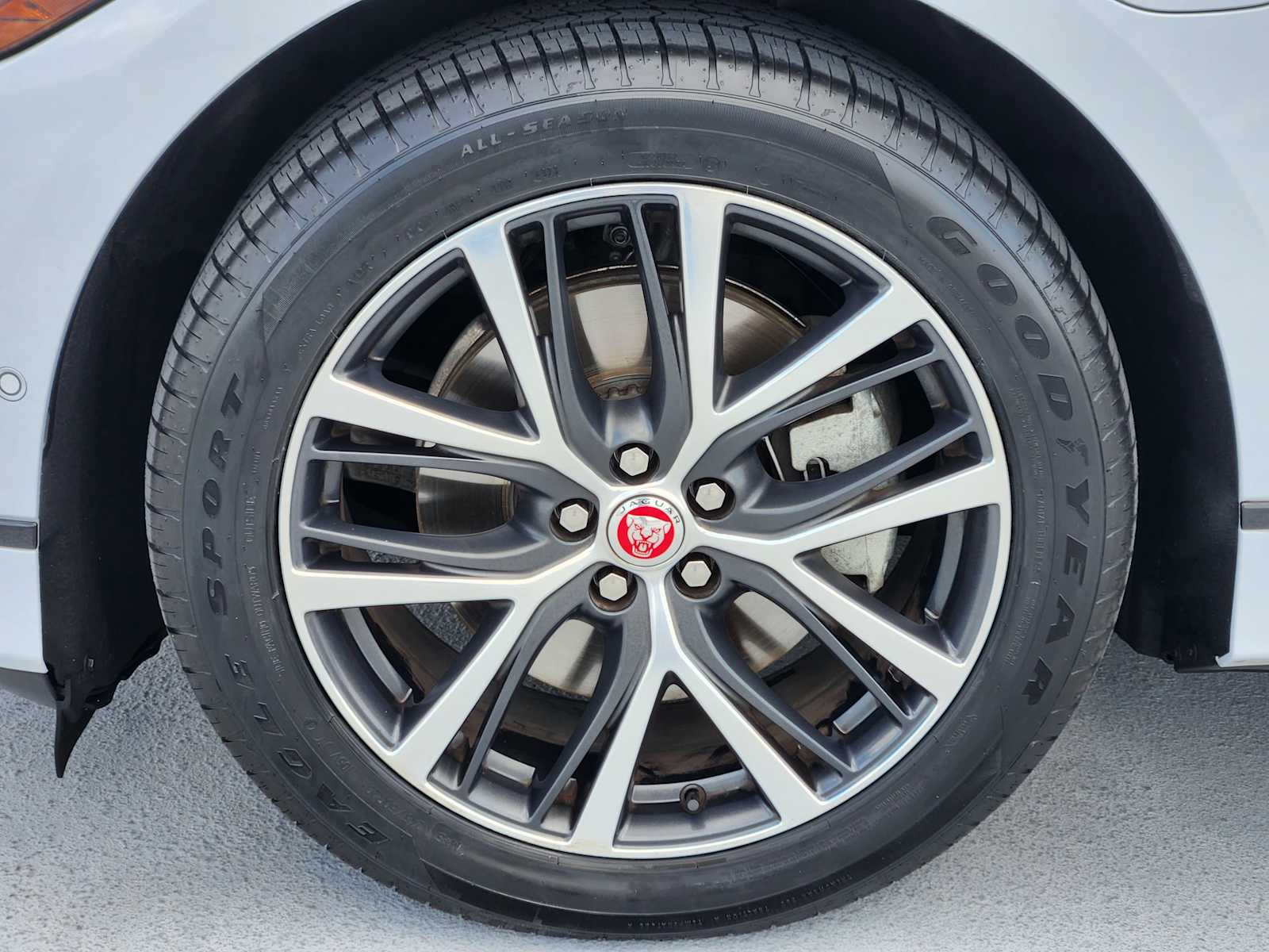 2022 Jaguar I-PACE HSE photo 10