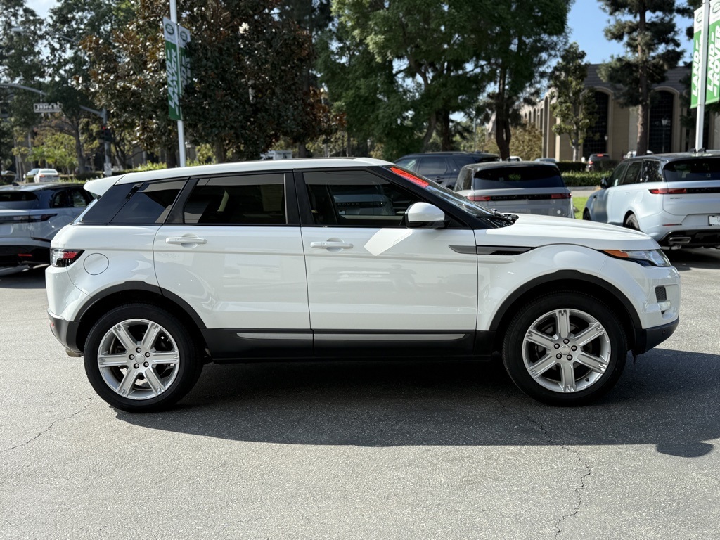 2015 Land Rover Range Rover Evoque Pure photo 3