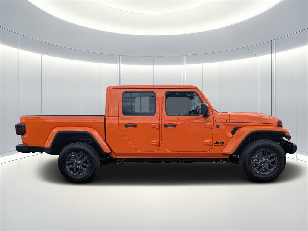 2025 Jeep Gladiator Sport S photo 2