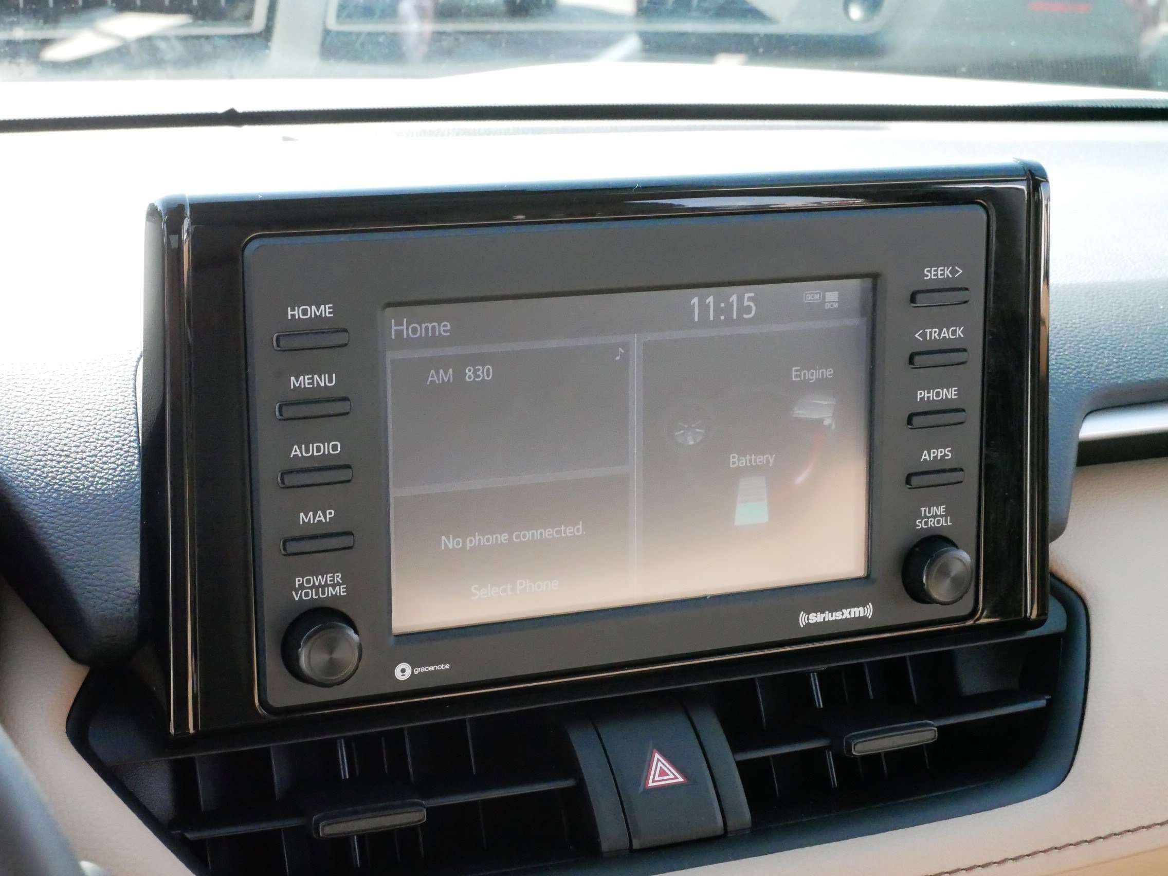 2022 Toyota RAV4 Hybrid XLE photo 19