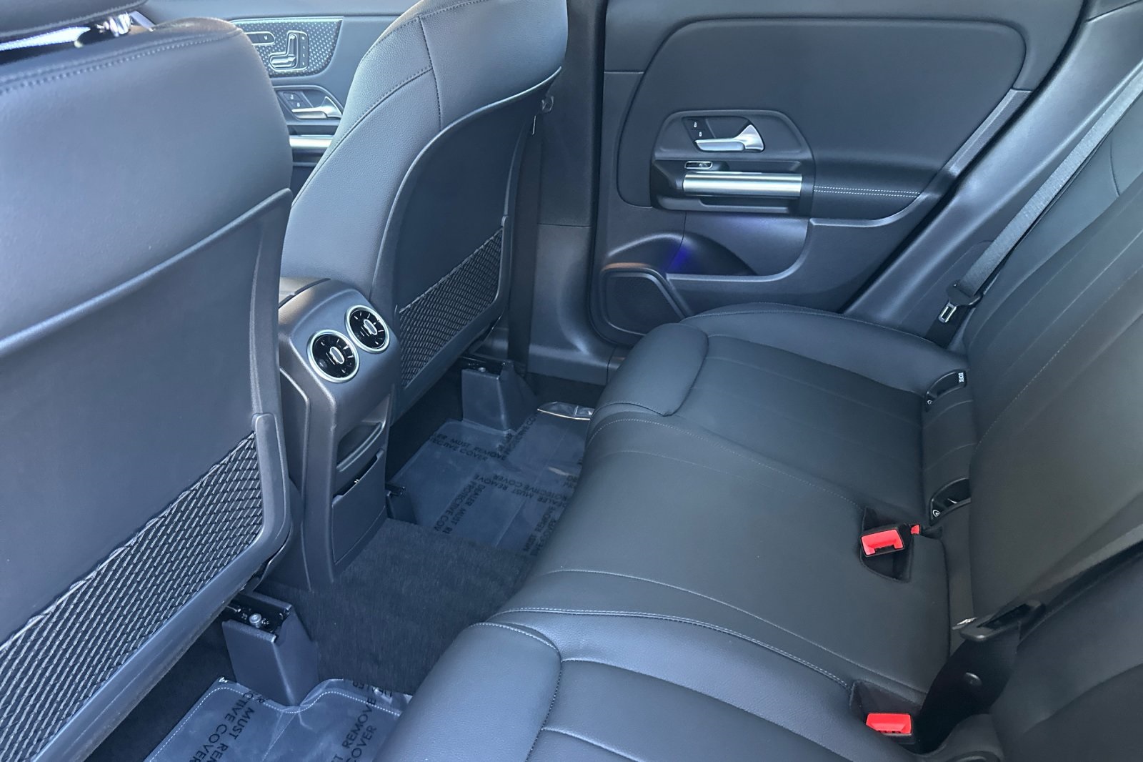 2026 Mercedes Benz GLA 250 4MATIC photo 11