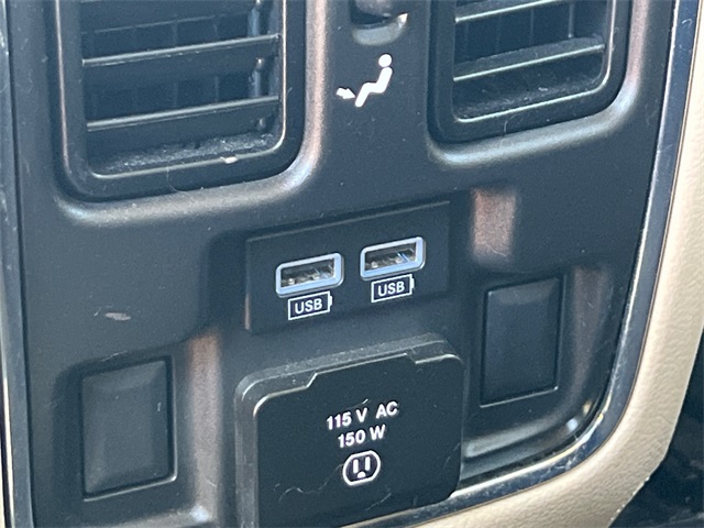 2022 Jeep Cherokee Limited photo 16