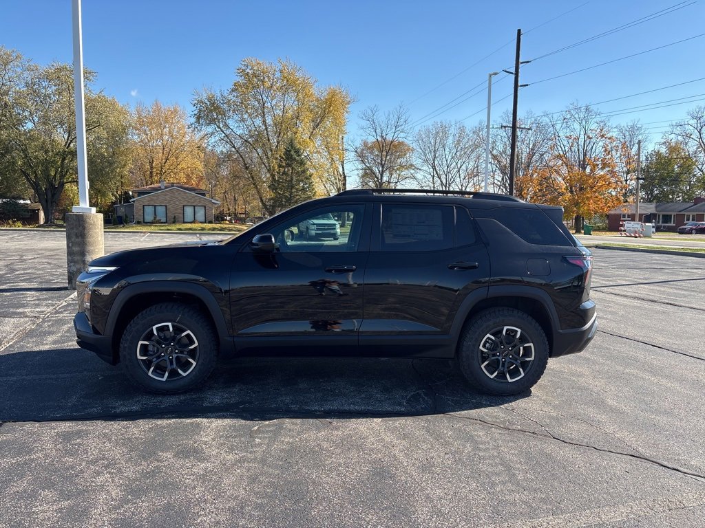 2026 Chevrolet Equinox ACTIV photo 2