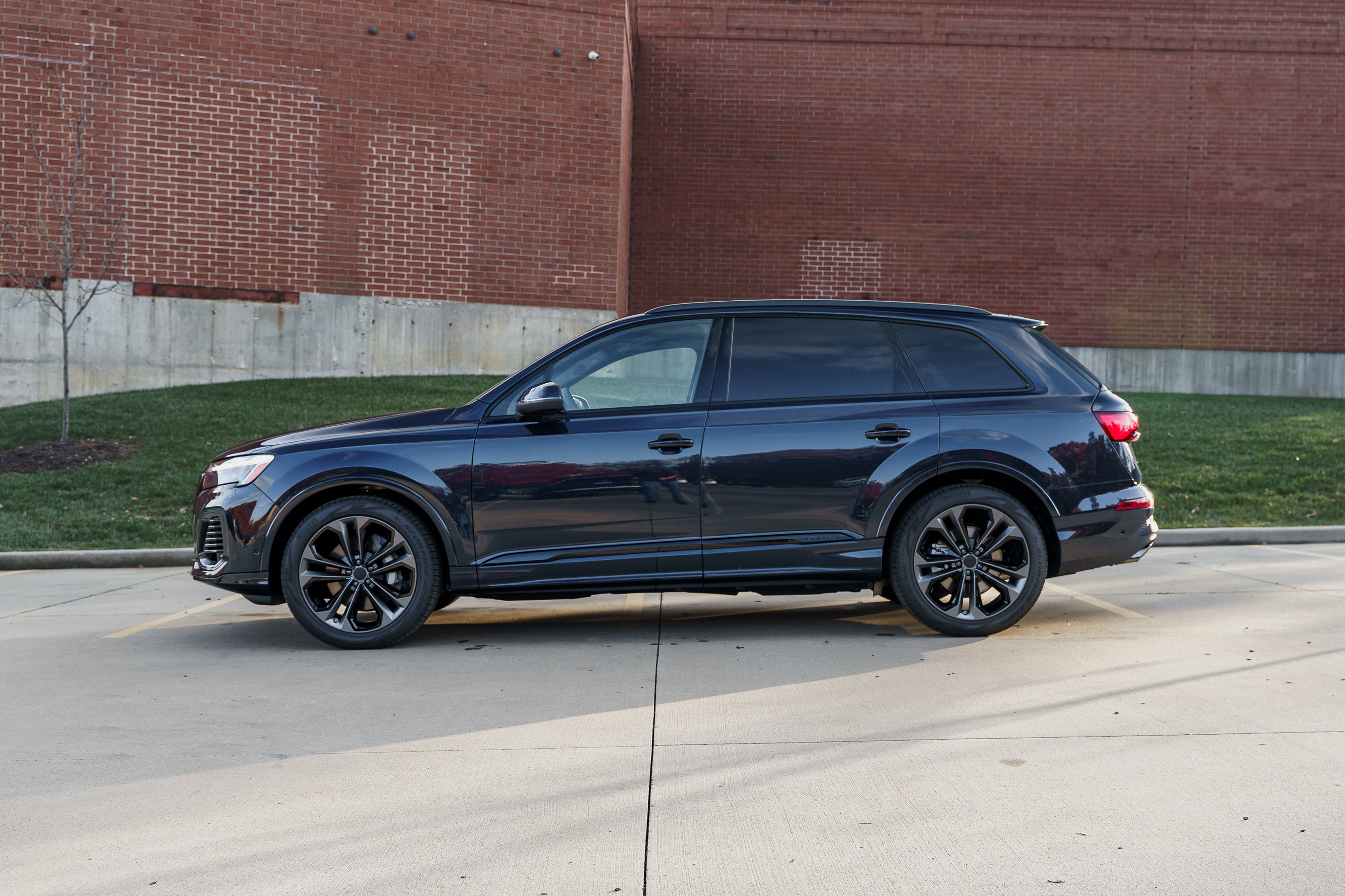 2026 Audi Q7 Premium Plus photo 4