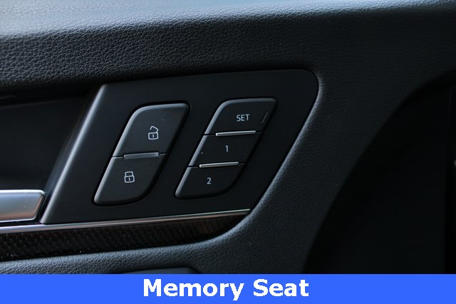 2022 Audi SQ5 Premium Plus photo 4