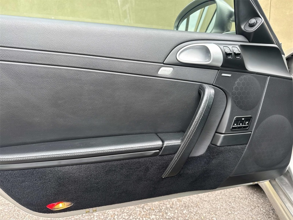 2011 Porsche 911 S photo 18