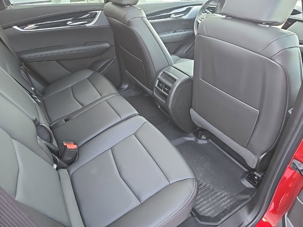 Certified PreOwned 2024 Cadillac XT5 Premium Luxury SUV in Fredonia 